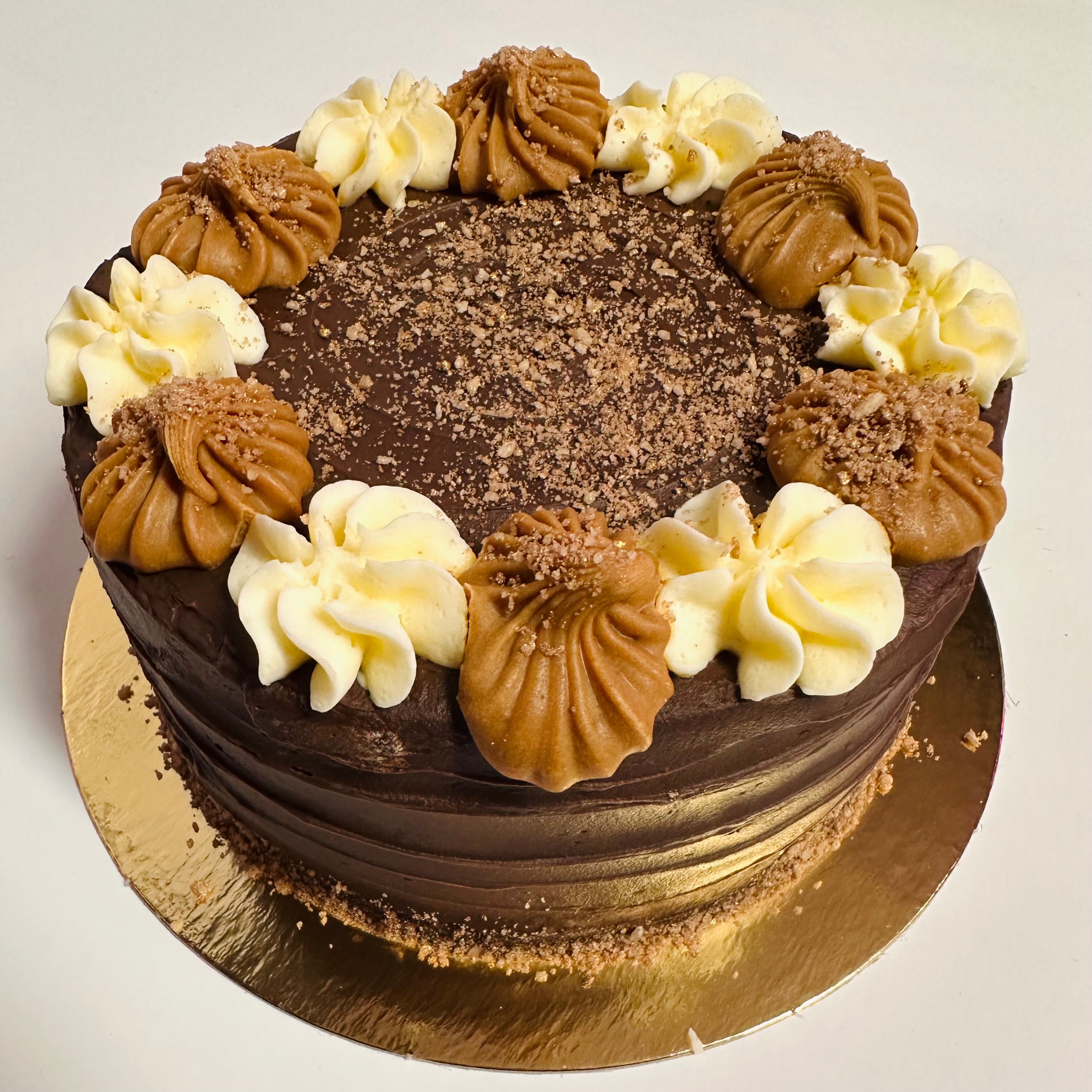 Keto Caramel Chocolat Cake